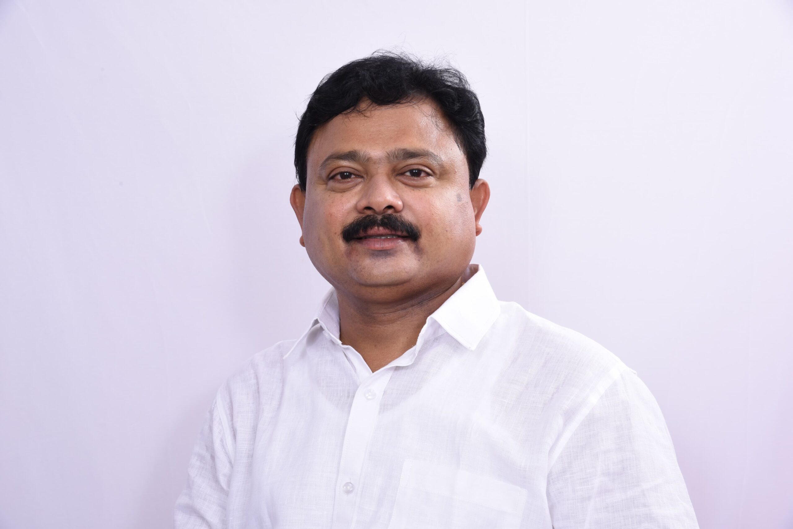 ఎమ్మెల్యే పర్యటన వివరాలు.