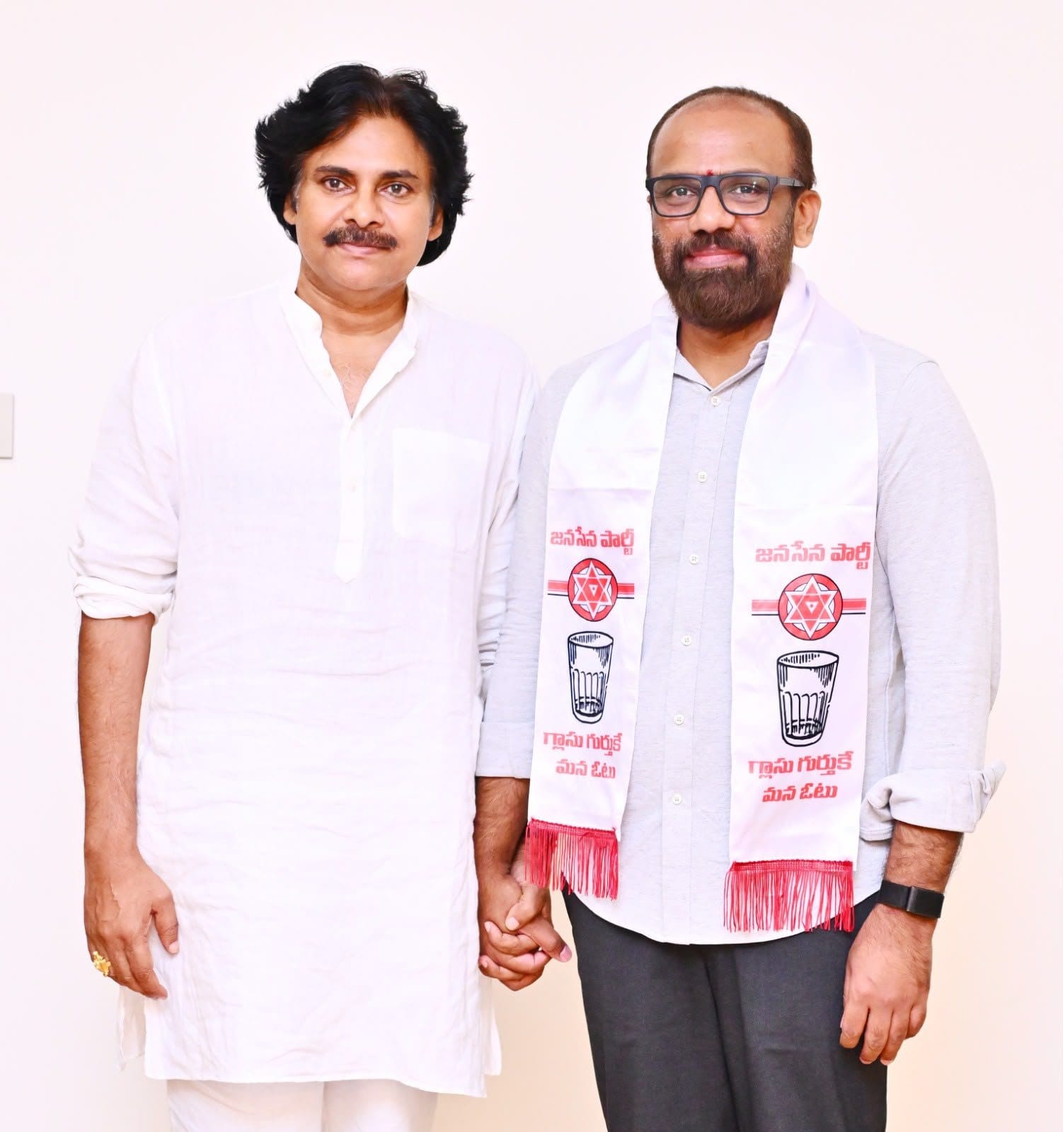 జనసేనలోకి వంగవీటి రాధాకృష్ణ